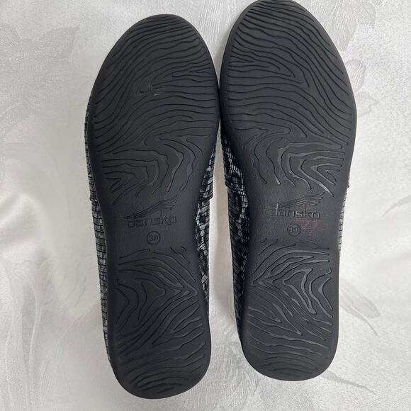 Dansko Gray Larisa Leopard Slip On Flats Leather Size 39 - Picture 11 of 13